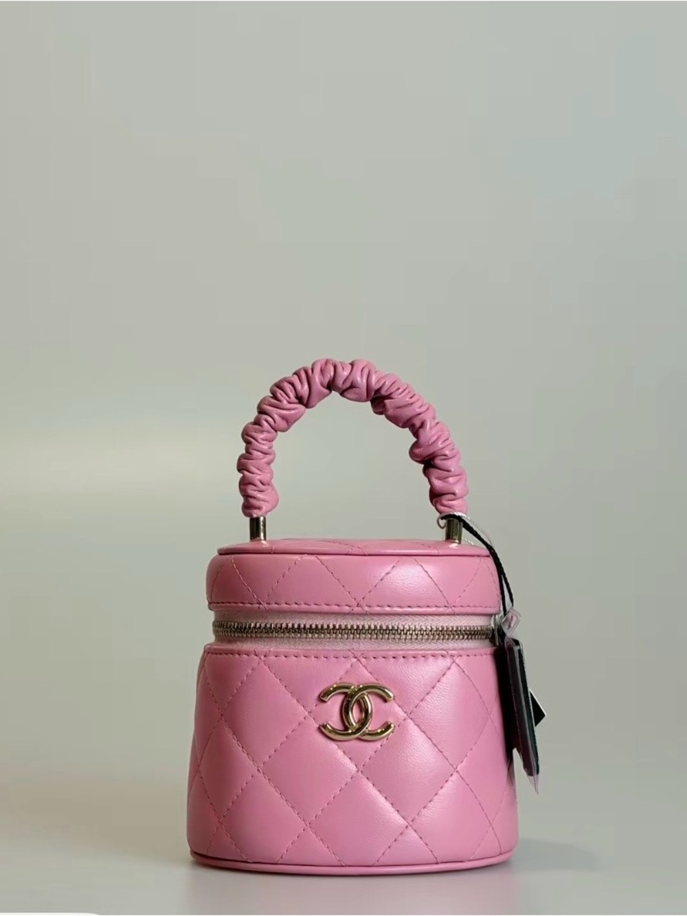 CHANEL Pink Quilted Top-Handle Vanity Mini Bag - Picture 2 of 9